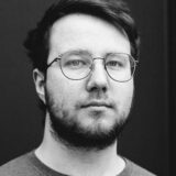 Peter_Bienas_Streamingstudio_Live_Profilbild_Vistroem Peter Bienas ist ein Entwickler bei Vistroem Live Streaming Studio in Augsburg.